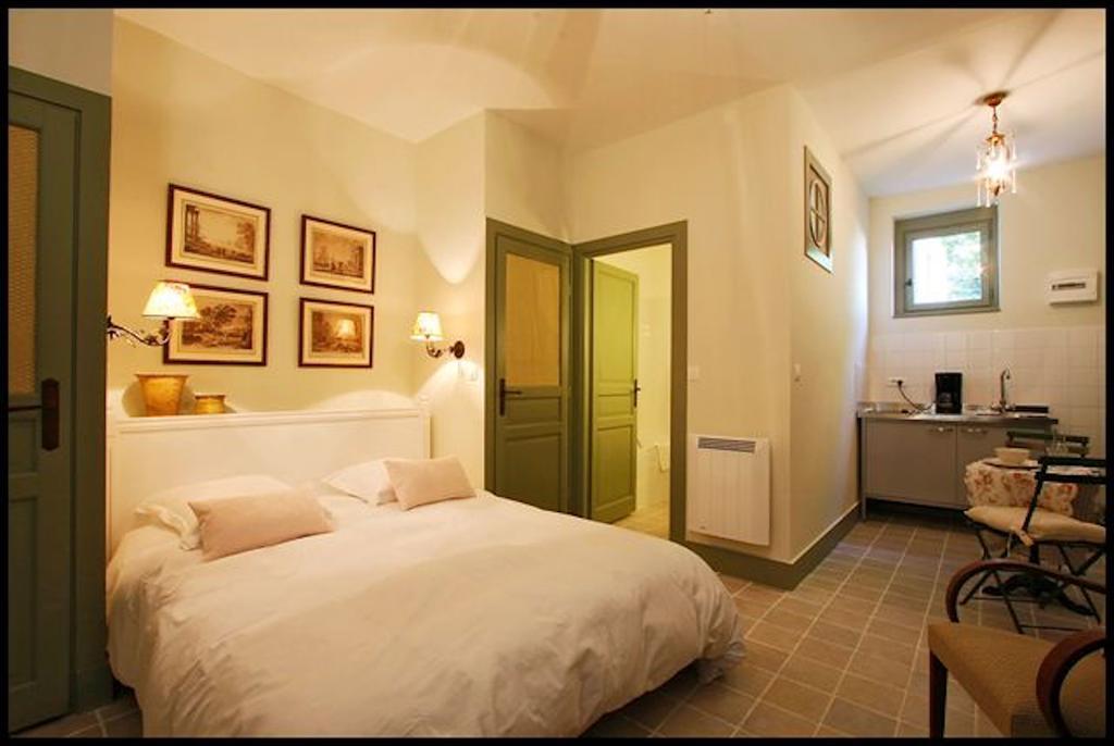 Apartamento Le Trente Trois Uzès Exterior foto