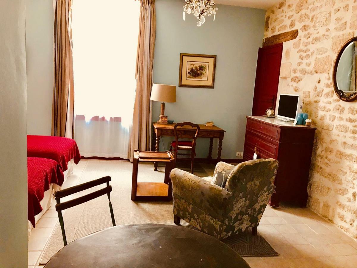 Apartamento Le Trente Trois Uzès Exterior foto